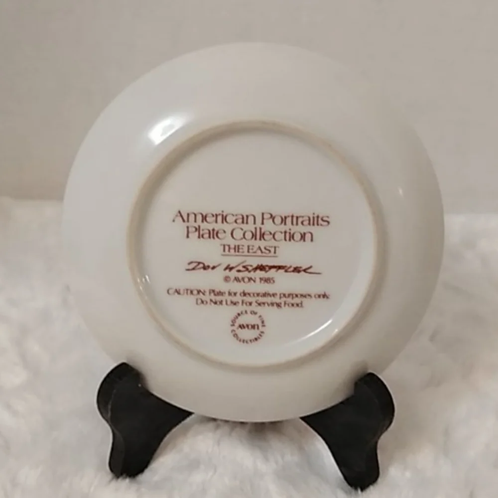 Vtg Avon American Portraits 